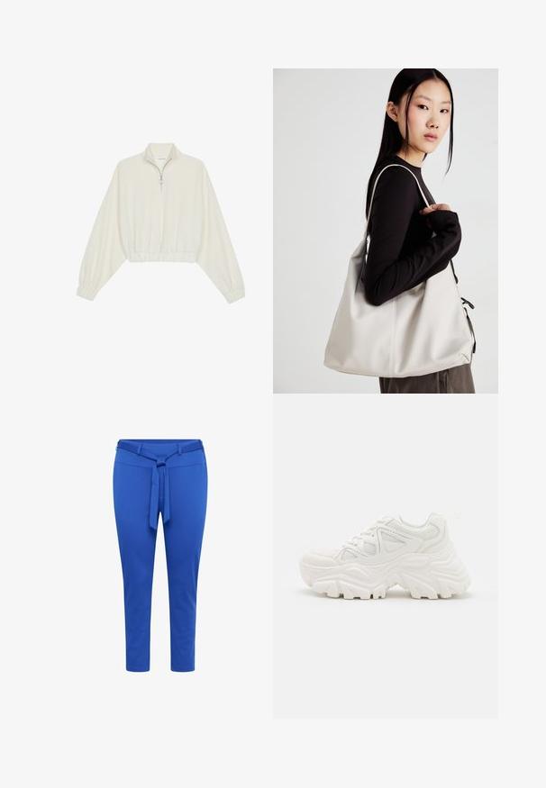 Kratka pulover v kremnem blagu, z visokim ovratnikom, pol-zadrgo, elastičnim robom in manšetami, z gladko teksturo in minimalističnim oblikovanjem.; Modre taperirane hlače iz raztegljive tkanine z pasom, ki se zavezuje, z gladko teksturo in dolžino do sredine meč.; Beli masivni športni čevlji z teksturirano površino, mrežnimi paneli in debelimi gumijastimi podplati s izrazitim profilom. Vključene so vezalke in zanka za poteg.; Bežna torbica iz mehkega materiala, z ohlapno zasnovo, šivi in dvema naramnicama. Primerna za vsakodnevno uporabo.