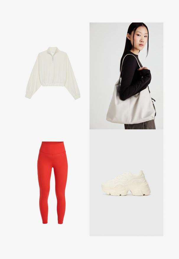 Gerippter Pullover aus cremefarbener Baumwolle mit hohem Kragen, halbem Reißverschluss, elastischen Säumen und Bündchen, glatter Textur und minimalistischem Design.; Rote hoch geschnittene Leggings mit einer glatten Textur, ausgestattet mit einer Seitentasche und einem kleinen Logo über dem Bund. Figurbetontes Design.; Flockige weiße Sneaker aus strukturiertem Mesh und synthetischen Materialien, mit einer dicken Sohle und komplizierten Mustern entlang der Seiten.; Beige Handtasche aus weichem Material, mit einem lässigen Design, gesteppten Details und zwei Schulterriemen. Geeignet für den täglichen Gebrauch.