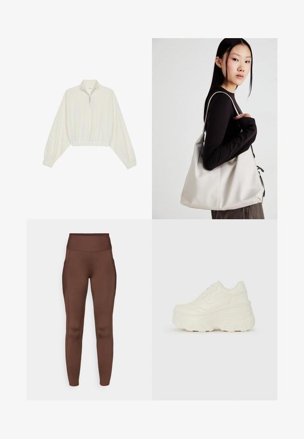 Kort genser i kremfarget stoff, med høy krage, halv glidelås, elastisk nederste kant og mansjetter, med en glatt tekstur og minimalistisk design.; Brune, elastiske leggings med høy midje, med sidelommer og glatt tekstur. Søm-detaljer fremhever formen.; Hvite plattformsnickers med en glatt læraktig overdel, avrundet form, polstret krage og teksturert gummisåle med tydelige dekk.; Beige håndveske laget av mykt materiale, med en slapp design, sydd detaljer og to skulderstropper. Passer for daglig bruk.