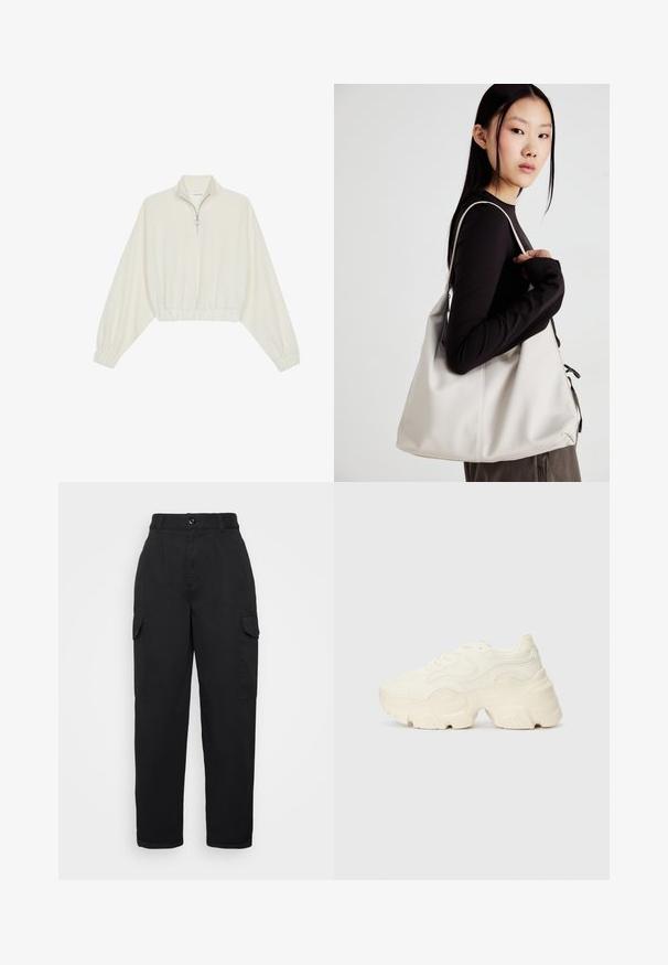 Geknipt pullover in crèmekleurige stof, met een hoge kraag, halve rits, elastische zoom en manchetten, met een soepele textuur en minimalistisch ontwerp.; Zwarte cargo pants met een hoge taille, plooien aan de voorkant, twee zijzakken en een relaxte pasvorm, gemaakt van stevige stof met een gladde textuur.; Chunky witte sneakers gemaakt van geperforeerd mesh en synthetische materialen, met een dikke zool en ingewikkelde patroon details aan de zijkanten.; Beige handtas gemaakt van zacht materiaal, met een slonzig ontwerp, gestikte details en twee schouderbanden. Geschikt voor dagelijks gebruik.