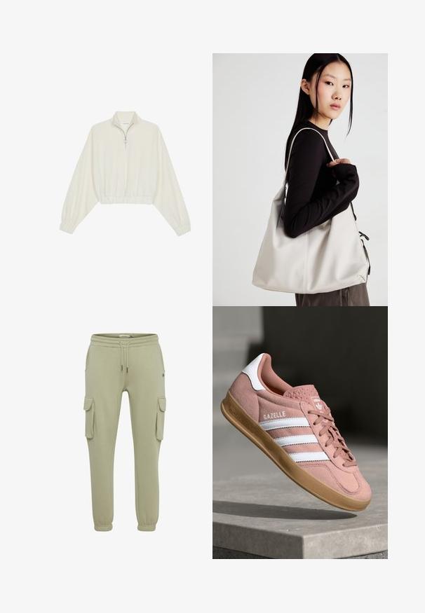 Kort genser i kremfarget stoff, med høy krage, halv glidelås, elastisk nederste kant og mansjetter, med en glatt tekstur og minimalistisk design.; Lysegrønne cargo sweatpants laget av mykt stoff, med sidelommer, elastiske mansjetter og snor i livet for justerbar passform.; Rosa semskesneaker med hvite striper, gummisåle, teksturert overdel og logo på tungen. Klassisk lavt design.; Beige håndveske laget av mykt materiale, med en slapp design, sydd detaljer og to skulderstropper. Passer for daglig bruk.