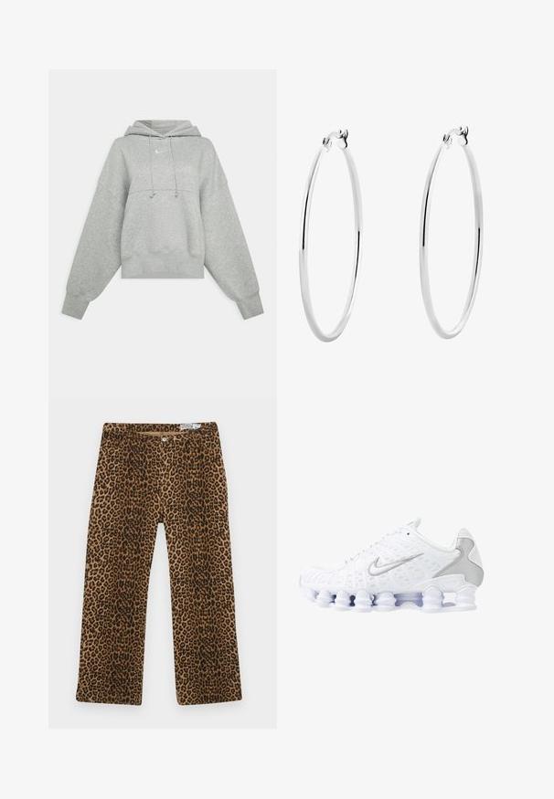 Grå croppet hettegenser laget av mykt stoff. Har justerbar snøring på hetten, vide ermer og en liten logo foran.; Leopardmønstrede bukser med et brunt og sort mønster, lige bendesign og klassisk fem-lomme stil. Fremstillet af bomuldsblandingsstof.; Hvite sportsko med mesh-overdel, sølvfargede detaljer og et unikt spiral såle-design. Har polstret krage og snøring for tilpasning.; Sølv ringøredobber med en glatt, polert overflate og en tynn, sirkulær form. Designet har en sikker clasp.