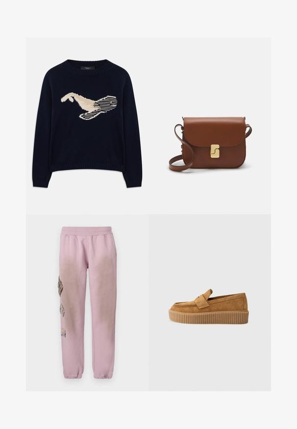 Mörkblå stickad tröja med en krämfärgad grafik av en fågel. Designen inkluderar linjära mönster samt ribbade muddar och halsringning.; Rosa sweatpants med elastisk midjeband, med dekorativa lappar i diamantsform på vänster sida och elastiska manschetter vid anklarna.; Bruna mockaläder loafers med rund tå, med en ribbad plattformssula och ett dekorativt band över ovansidan.; Brun läderhandväska med klaffstängning, guldfärgad hårdvara, axelrem och en slät yta. Kompakt rektangulär form.