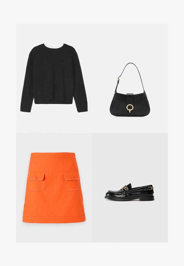 Mustapaita pitkähihaisilla, pyöreällä kaula-aukolla ja hieman lyhyemmällä helmalla. Valmistettu pehmeästä kankaasta, jossa on hienovarainen logoetus edessä.; Oranssi puuvillahame, jossa kaksi etutaskua, nappisulkimet ja erottuva valkoinen ompelu. A-linjainen muotoilu ja hyvin määritelty vyötärö.; Musta nahkainen loaferit kiiltävällä pinnalla, jossa on kaksi kultaa solkea ja matala korko. Tasainen pinta, pyöreä kärki.; Musta nahkalaukku, jossa on kaareva siluetti, lyhyt olkahihna, keskeinen kultainen koriste ja sileä pinta. Ei näkyviä kuvioita tai yksityiskohtia.