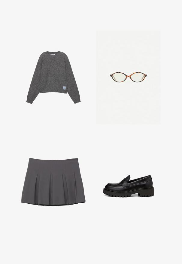 Grijze gebreide trui met een ronde hals, lange mouwen en een cropped zoom. Bevat een blauw logo-embleem aan de onderlinkerkant.; Grijze geplooide rok met een gladde textuur, voorzien van gestikte details en een aansluitende tailleband, eindigend op dijhoogte.; Marc O'Polo LOAFER MIT ROBUSTER PROFIL - Instappers - black; Kattenoogbril met ovale lenzen en een strakke, gladde afwerking. Heeft dunne zijkanten met een subtiele kromming bij de slapen. Transparante lenzen.