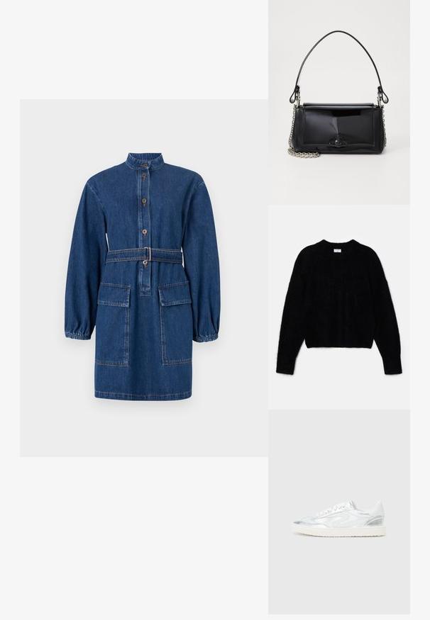 Sort cropped sweater lavet af blødt materiale. Har en rund halsudskæring og lange ærmer med en blød tekstur. Minimalistisk design, ingen mønstre.; Denimkjole med krave, frontlukning med knapper, indsnævret talje med bælte, lange puffede ærmer og to frontlommer. Mørkeblå farve.; Hvide sneakers med metalliske sølv detaljer, glat tekstur, rund tå, flad sål og traditionelt snørebåndsdesign.; Sort patenteret læder håndtaske med rektangulær form, kædestrop, og et særpræget hardwaredetalje i midten. Glat tekstur.