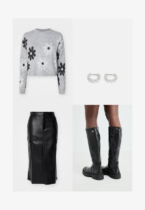 Hellgrauer, kurzgeschnittener Strickpullover mit schwarz-weißen Blumenmustern, Rundhalsausschnitt und gerippten Bündchen. Weiche Textur, lässiges Design.; Schwarzer knielanger Lederrock mit vorderer Naht, Gürtelschlaufen und seitlichen Cargotaschen mit Klappen auf weißem Hintergrund.; Schwarze knielange Lederstiefel mit glatter Textur, abgerundetem Zeh, robustem Absatz und Reißverschluss. Mit silbernem Logo an der Seite.; Silberne Creolen mit klaren, rechteckigen und dreieckigen Kristallen, die in einem gemusterten Design angeordnet sind. Sicherer Halt durch Stecker.