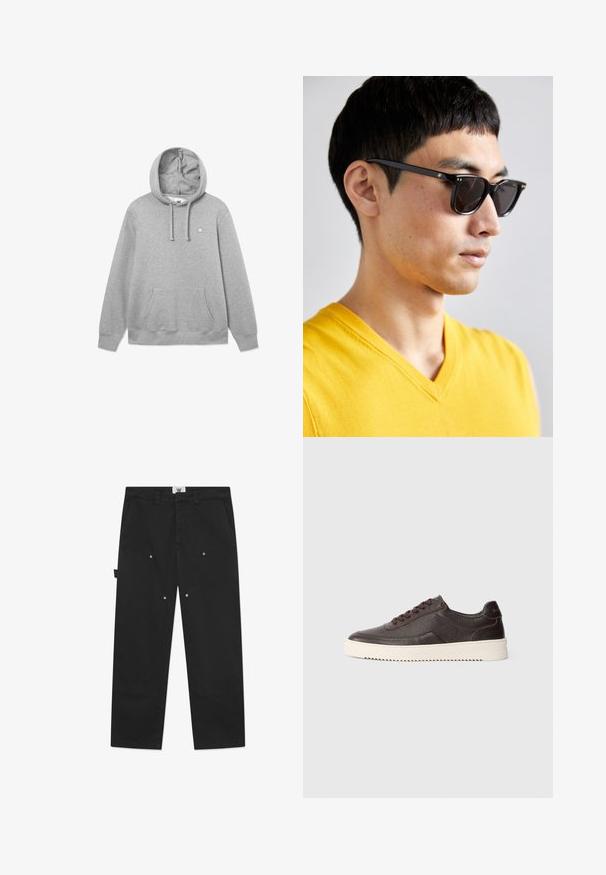 Siva bombažna kapuca s sprednjo žepno torbico, kapuco z vrvico in majhno logotipom na prsih. Mehka tekstura in sproščen kroj.; Črne bombažne hlače imajo ravno kroj, opazno šivanje, stranske žepe in kovinske gumbne detajle na sprednjih panelih.; Temno rjavi usnjeni športni copati z teksturno obdelavo, povsem okroglo konico in kontrastnim kremnim gumijastim podplatom. Imajo vezalke in subtilne šive.; Sončna očala z črnimi okvirji in temnimi lečami. Opazne podrobnosti vključujejo majhne zlate akcenti na vpetjih in pravokotno obliko.