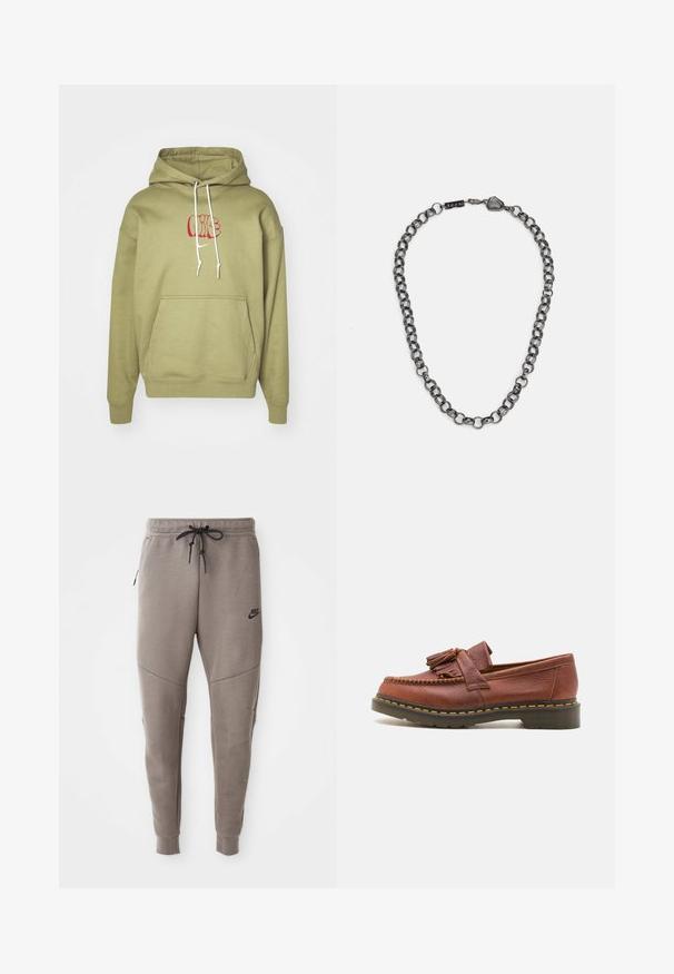 Olīvu zaļa kapuce ar mīkstu audumu, ar priekšējo kabatu, baltiem stringiem un sarkanu grafisko logotipu uz krūšu.; Trīs baltas ribotas krūšturi, kas izgatavoti no kokvilnas. Iezīmēti ar apaļu kakla izgriezumu un maziem melniem etiķetēm tuvu apakšmalai. Pieejami vairākos izmēros.; Pelēki Nike sporta bikses ar aukliņu viduklī, sašaurinātiem galiem, sānu kabatām un izteiktām šuvēm. Mīksta, teksturēta auduma.; Brūnas ādas mokasīni ar pušķu akcentiem, strukturēta virsma un kontrastējošs dzeltenais diegs melnajā gumijas zole. Sānu skats.; Metāla ķēdes kaklarota ar izstieptām saitēm tumšā ieroču tinuma krāsā. Satur ģeometrisku akcentu un aizdari ar zīmola detaļu.