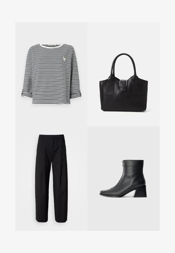 Koszulka z krótkim rękawem w paski, z pionowymi paskami w kolorze granatowym i białym, okrągłym dekoltem oraz małym wyszywanym logo na piersi.; Czarne spodnie o luźnym kroju, z plisowanym przodem i paskowymi prześwitami. Gładka tkanina i proste nogawki, z bocznymi kieszeniami.; Czarne skórzane botki za kostkę z kwadratowym noskiem, bocznym zamkiem błyskawicznym i słupkowym obcasem na jasnym tle.; Czarna skórzana torba tote o gładkiej fakturze, usztywnionym kształcie, dwóch uchwytach oraz wyraźnym srebrnym zapięciu na przodzie.