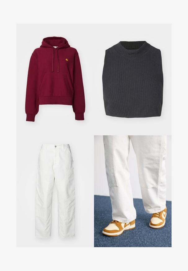 Bordeaux hooded sweatshirt van katoenmix, met een voorzak in kangoeroestijl, ribgebreide mouwen en geborduurd logo op de borst.; Afgekorte ribgebreide top in donker marineblauw, met een hoge halslijn en een subtiele Nike-logo. De stof heeft een gestructureerde, rekbare uitstraling.; Witte cargobroek van denim, met een relaxte pasvorm, zijzakken en zichtbare stiksels. Eenvoudige voorkant met een knoopsluiting.; Bruine en crèmekleurige sneakers van suède en leer, met een geperforeerde neus, veters en witte zolen. Draagt met witte broek.