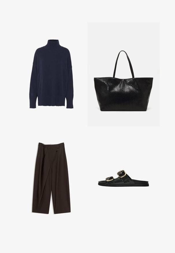 Dunkelblauer Rollkragenpullover aus Strickstoff, mit lockerer Passform, gerippten Bündchen und einem dezenten gestickten Logo am Ärmel.; Dunkelbraune, weite Hosen mit hohem Bund, die über einen einzigen Knopfverschluss und eine gefaltete Vorderseite verfügen. Hergestellt aus leichtem Stoff.; Schwarze Riemensandale mit zwei goldenen Schnallendetails, glattem Material, flachem Sohlen und minimalistischer Gestaltung.; Schwarze geflochtene Tragetasche mit zwei stabilen Griffen, die eine glänzende Textur und ein geräumiges offenes Design bietet.