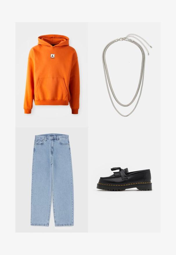 Oranžna kapuca z zadrgo in žepom spredaj, dolge rokave in kapuco s vrvico. Ima črno-belo logo na prsih. Mehak teksturiran material.; Svijetloplave traperice s ravnim nogavicama, srednjeg struka, pet džepova te zatvaranjem na gumb i munju.; Črne usnjene loafersice s kaširanim naglasom, z debelim črnim podplatom in rumenim šivom ob robu. Teksturirana površina.; Tri-slojni srebrni kovinski ogrlica z elegantnimi, fleksibilnimi verigami z rahlim leskom, varovana z zaponko s katero se zaključi in nastavljivo verigo.