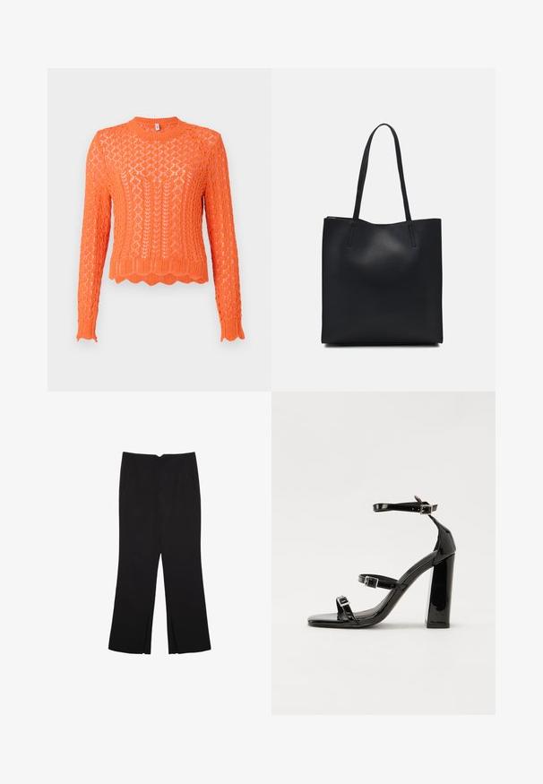 Jasnopomarańczowy sweter dzianinowy z teksturowanym wzorem w diamenty, z rypsowym okrągłym dekoltem i falbaniastym dołem. Długie rękawy z rypsowymi mankietami.; Czarne spodnie o prostym kroju, z przednimi kieszeniami i bocznymi rozcięciami na dole. Wykonane z miękkiego, gładkiego materiału. Odpowiednie na różne okazje.; Czarne lakierowane sandały na obcasie z kwadratowym noskiem, z paskami wokół kostki i srebrnymi klamrami. Posiadają masywny słupek dla stabilności.; Czarna skórzana torba tote o gładkiej fakturze, prostokątnym kształcie i dwóch długich uchwytach. Brak widocznych elementów metalowych i ozdób.