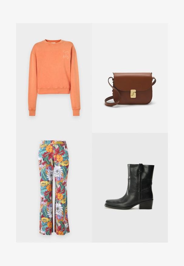 CLOSED Sudadera - pumpkin orange; Pantalones acampanados con un patrón floral multicolor, que presenta flores naranjas, moradas y verdes en un fondo blanco.; Botín negro de cuero hasta el tobillo con punta redondeada, tacón cuadrado, cremallera lateral y detalles de costura en el empeine. Textura suave, diseño clásico.; Bolso de mano de cuero marrón con cierre de solapa, herrajes en tono dorado, correa para el hombro y una textura suave. Forma rectangular compacta.