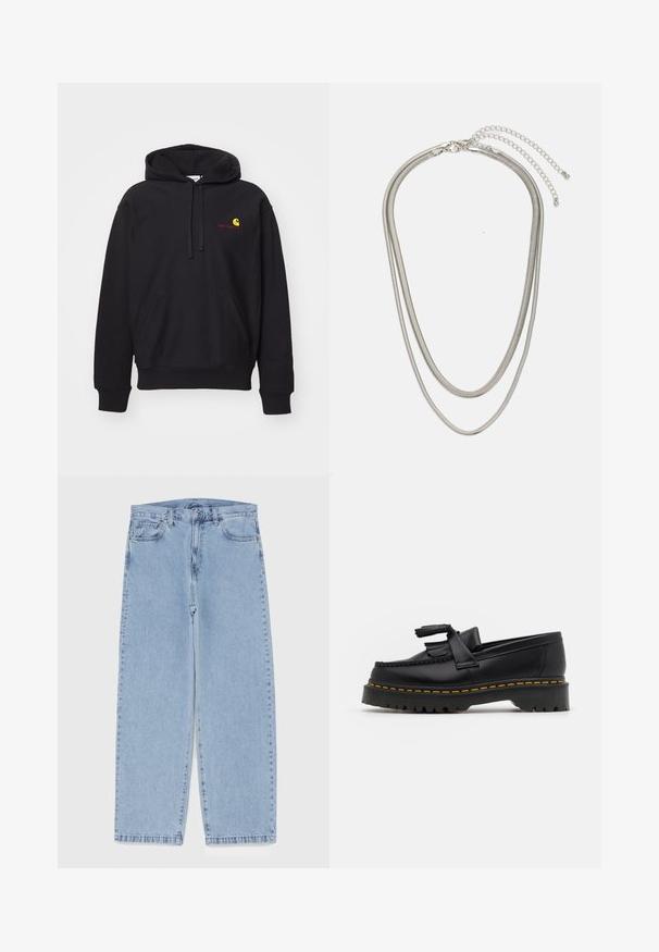 Čierna mikina z bavlnenej zmesi s predným vreckom, kapucňou so šnúrkami a červeným vyšívaným logom s žltým oblúkom.; Svetlomodré denimové džínsy s rovnými nohavicami, s polovysokým pásom, piatimi vreckami a zapínaním na gombík a zips.; Čierne kožené loafre s detailom na strapcoch, s masívnou čiernou podrážkou a žltým prešitím pozdĺž okraja. S textúrovaným povrchom.; Trojvrstvový náhrdelník zo strieborného kovu s elegantnými, flexibilnými reťazami s jemným leskom, zabezpečený sponou typu langusta a nastaviteľným reťazcom.