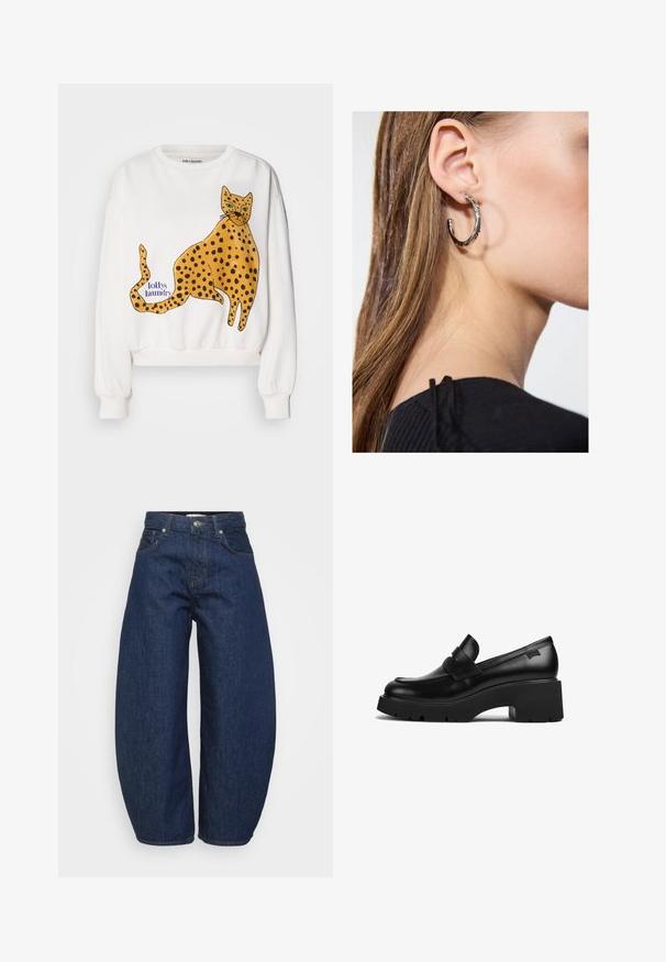 Hvit hettegenser med et stort, illustrert gult leopard med svarte prikker. Tekstetikett "lollys laundry" i blått. Ribbestrikkede ermer og nederkant.; Mørkeblå høytalende denimjeans med vide ben, frontknap og glidelås, samt klassisk femlommers design.; Svart lær loafer med tykke hæler og tykt såle med en stroppdetalj over toppen, vist fra siden på en hvit bakgrunn.; Sølv ringøredob med en polert finish, med små gull detaljer og en rund form, båret på øreflippen.