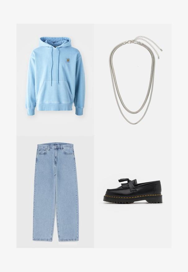 Svetlomodrá mikina s kapucňou z jemného materiálu, s prednou vreckom, šnúrkami a štvorcovou nášivkou s logom na ľavej hrudi.; Svetlomodré denimové džínsy s rovnými nohavicami, s polovysokým pásom, piatimi vreckami a zapínaním na gombík a zips.; Čierne kožené loafre s detailom na strapcoch, s masívnou čiernou podrážkou a žltým prešitím pozdĺž okraja. S textúrovaným povrchom.; Trojvrstvový náhrdelník zo strieborného kovu s elegantnými, flexibilnými reťazami s jemným leskom, zabezpečený sponou typu langusta a nastaviteľným reťazcom.