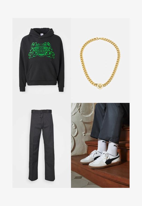 Černá mikina s kapucí se zeleným grafickým designem s stylizovanými kočkami a usmívajícím se úsměvem; obsahuje přední klokánek a žebrované manžety.; Černé kalhoty vyrobené z odolné látky, s rovnými nohavicemi, pasem s poutky na opasek a švy pro větší texturu.; Puma tenisky v bílé a černé semišové úpravě, s hnědou gumovou podrážkou. Kombinované s bílými ponožkami, na kterých je černé logo, nošeny s tmavými kalhotami.; Zlatý řetězový náhrdelník s velkými propletenými články, zdobený kruhovým přívěskem se zvýšeným emblémem uprostřed.