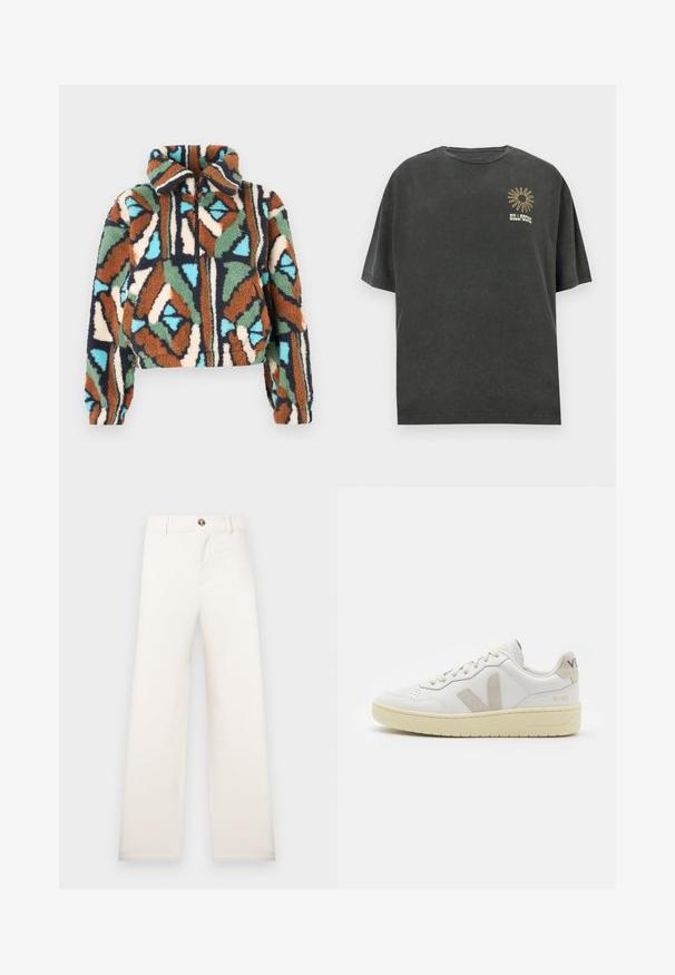 Pluizige jas met ritssluiting, voorzien van een geometrisch patroon in tinten bruin, groen, blauw en crème. Ontwerp met kraag en elastische manchetten.; Donkergrijs katoenen T-shirt, oversized pasvorm, korte mouwen, ronde halslijn, met een zonafbeelding en "BILLABONG" tekst in gouden borduurwerk.; Beige, wijde broek gemaakt van een textuurstof. Voorzien van een sluiting met knopen aan de voorkant en riemlussen. Eenvoudig en strak ontwerp zonder patronen.; Witte leren sneaker met beige suède accenten, geperforeerde neus, platte veters en een gestructureerde crèmekleurige zool. Heeft subtiele branding op de hak.
