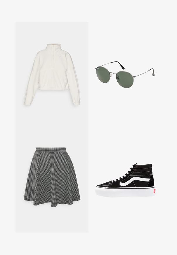 Sudadera de forro polar, color crema claro, con cuello de cremallera, corte holgado, puños y dobladillo elásticos, presenta un pequeño logo en la esquina superior izquierda.; Top corto negro de canalé con cuello redondo y diseño sin mangas. Fabricado en una tela suave y elástica, cuenta con bordes limpios y rematados.; Falda de patinadora a cuadros en blanco y negro con cintura ajustada y dobladillo acampanado, hecha de una tela texturizada que muestra un patrón clásico.; Zapatillas altas negras con cordones blancos, un logo blanco y costuras en blanco que contrastan. Presentan una suela blanca gruesa y una parte superior de ante texturizado.; Gafas de sol con marco de metal y lentes ovalados verdes. Marco delgado de metal plateado y puntas de las orejas negras. Diseño minimalista, sin logotipos visibles.