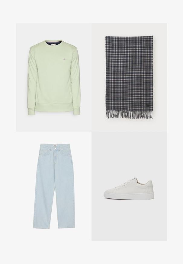 Világoszöld pulóver, hosszú ujjakkal, bordázott mandzsettákkal és aljjal. A mellrészen kis hímzett logó található. Puha tapintású.; Világoskék, széles lábú farmernadrág, közepes derékkal, öt zsebbel és gombos záródással, vékony fémszínű akcentussal.; Fehér bőr, alacsony szárú sportcipő kerek orral, lapos fehér gumitalppal és minimalista varrási részletekkel. A fűzők hat szemre fűzve.; Sötét tengerészkék és krémszínű kockás, szőtt gyapjú sál, rojtos szélekkel és egy kis fekete címkével. Puha tapintású, téglalap alakú.