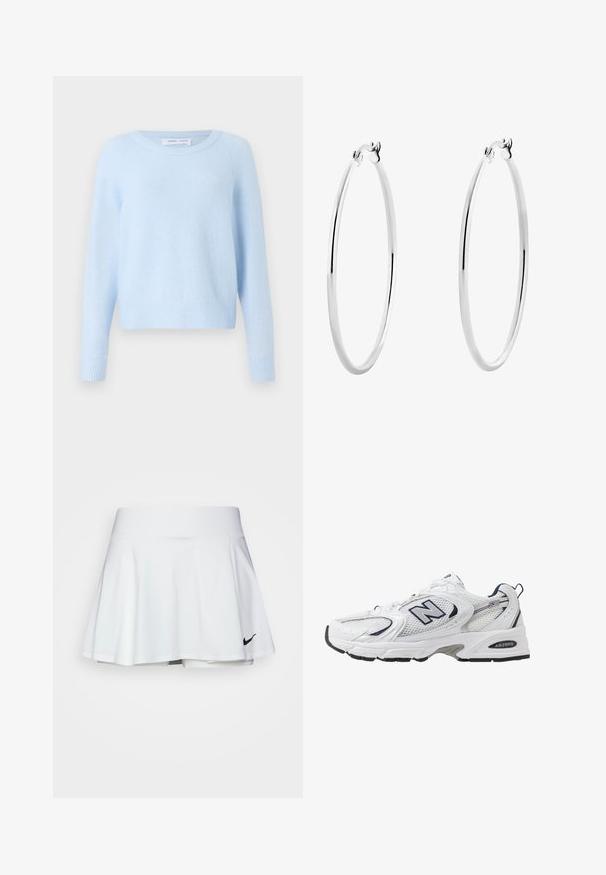 Svijetloplava pletiva napravljena od mekog materijala, s okruglim izrezom, dugim rukavima te rebrastim manžetama i rubom. Klasičan, skraćeni dizajn.; Bijela sportska suknja s lepršavim dizajnom, elastičnim pojasom i ugrađenim šortsem. Ima mali crni Nike logo na donjem desnom dijelu.; Bijela atletska cipela s mrežastim gornjim dijelom, mornarskim akcentima i podstavljenim potplatom. Sadrži "N" logo, vezice i teksturirani detalj sa strane.; Srebrne naušnice u obliku kružnice s glatkom, poliranom površinom i tankim, okruglim oblikom. Dizajn uključuje sigurno kopčanje.