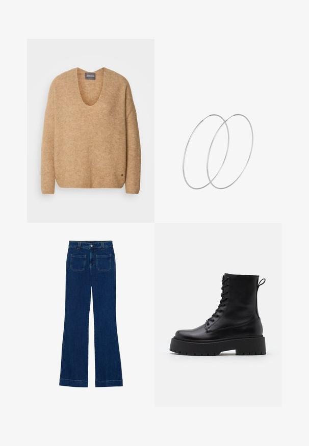 Beige stickad tröja med bred V-hals och sänkta axlar. Den har en mjuk textur och en liten logotypdetalj längst ner till vänster.; Mörkblå jeans med utsvängd benform och en slät textur, fem fickor och knäppning i midjan.; Svarta läderankelboots med rund tå, snörning framtill och en tjock gummisula med strukturerat mönster. Dragflik bak.; Silverfärgade hoopörhängen med en minimalistisk design. Cirkulär form, slät yta och tunn profil. Lätta med en polerad finish.