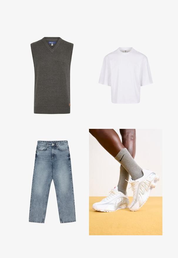 Blend BHLARSSON - Stickad tröja - dark grey; Vit, kortärmad t-shirt med rund halsringning och avslappnad passform, tillverkad av ett mjukt bomullsmaterial. Inga mönster eller dekorationer.; Ljust blå denimjeans med rak benform, synliga sömmar, fem fickor och en knappstängning i midjan.; Nike-sneakers i vitt med silverdetaljer, som har texturerade paneler och perforeringar. I kombination med grå ribbade strumpor, framför en gul bakgrund.