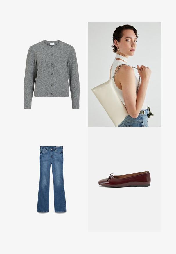 Grau gestrickte Wolle-Kardigan mit Rundhalsausschnitt, langen Ärmeln und sechs dekorativen Knöpfen in Silberoptik auf der Vorderseite. Weiche Textur, minimalistisches Design.; Blaue Denim-Röhrenjeans mit einem mittelhohen Bund, zwei vorderen Taschen und einem gestickten Bund. Weicher Stoff und traditionelles Fünf-Taschen-Design.; Burgunderfarbenes, lackiertes Ballettschuh mit abgerundetem Zehenbereich, kleiner Schleifenakzent vorne und einer niedrigen, schwarzen Gummisohle. Glatte Textur.; Weiße rechteckige Clutch aus glänzendem Material mit einem silbernen Kettenriemen. Das Model posiert und präsentiert die Tasche vor einem schlichten Hintergrund.