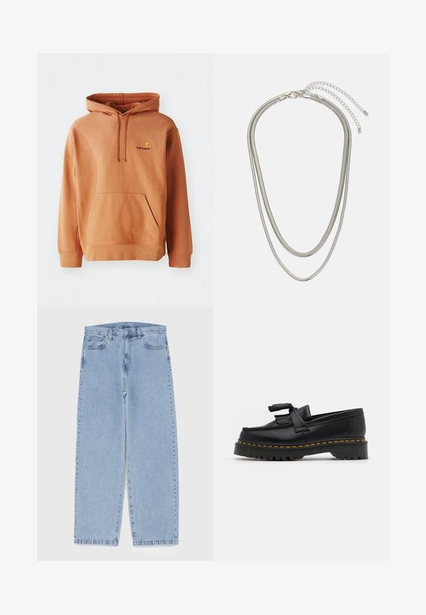 Oranje hoodie van een katoenmix met een voorkant zak, verstelbare trekkoordkap en geborduurd logo op de borst.; Lichtblauwe denim jeans met een recht model, voorzien van een middelhoge taille, vijf zakken en een knoop- en ritssluiting.; Zwarte leren loafers met een franjesaccent, voorzien van een dikke zwarte zool en gele stiksels langs de rand. Gevoelige afwerking.; Driedelige zilveren metalen halsketting met slanke, flexibele kettingen met een lichte glans, beveiligd met een karabijnhaak en een verstelbare ketting.