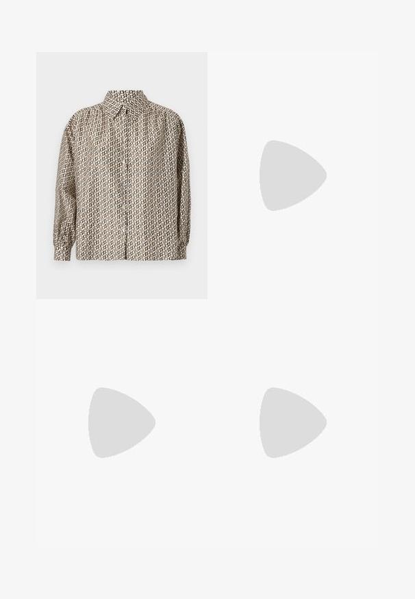 Camicia button-up con un motivo ripetuto beige e marrone. Presenta un colletto, maniche lunghe con polsini arricciati e una vestibilità rilassata.; Jeans in denim bianco con taglio dritto, cinque tasche e chiusura a bottoni. Texture liscia e design pulito, adatti per un abbigliamento casual.; Sandali slingback bianchi con un leggero tacco, sottili cinturini e una superficie in pelle liscia; presentano una piccola fibbia decorativa.; Borsa intrecciata marrone e gialla, con forma rettangolare, due cinghie per manico e una finitura testurizzata con cuciture visibili e un'etichetta del marchio.