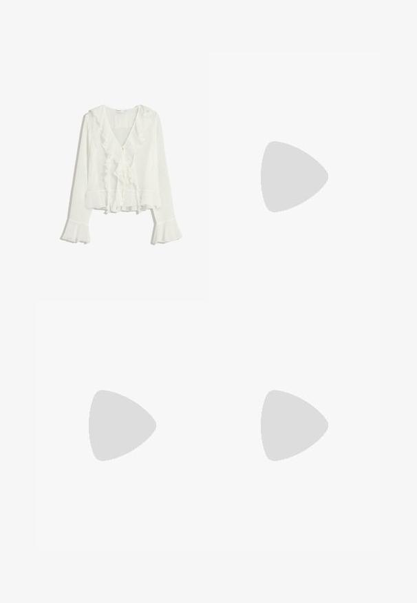 Blusa bianca a maniche lunghe con rifinitura arricciata lungo il profondo scollo a V, chiusura frontale con fiocco e polsini svasati, realizzata in tessuto leggero e trasparente.; Pantaloni corte a righe rosse e bianche con vita elasticizzata e lacci. Presentano una vestibilità comoda e una texture liscia.; Infradito in gomma nera con cinturino testurizzato e suola piatta semplice, mostrati di lato su uno sfondo chiaro e uniforme.; Occhiali da sole tartarugati con montatura ovale e lenti verdi. Presentano aste sottili con un accento metallico vicino alle cerniere.