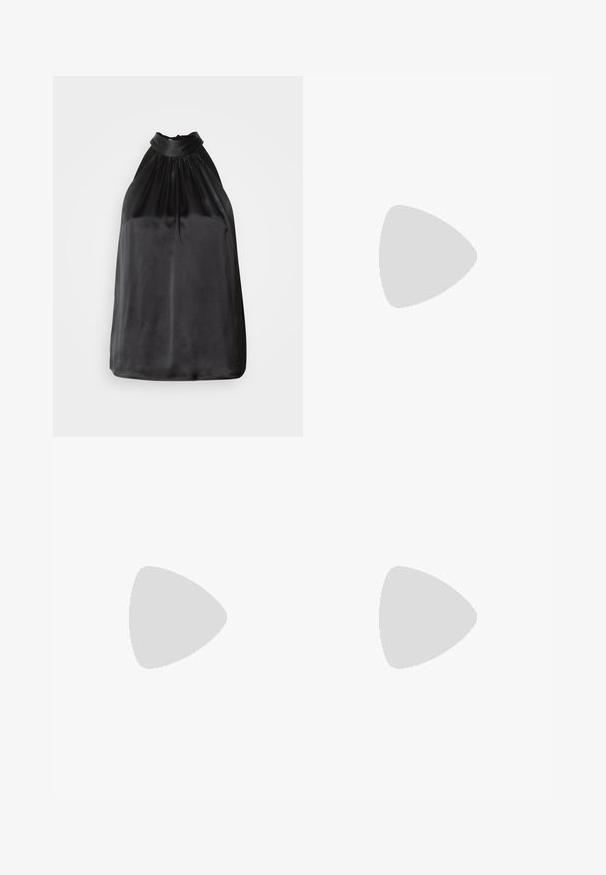 Svart sateng halterneck topp med rynket stoff ved halsen og et glatt, flytende design. Rett kant uten synlige mønstre eller detaljer.; Svart skjørt med en tettsittende silhuett, laget av et glatt stoff. Har subtile frontfolder og en design som når midt på låret.; Hvite lavsko med svart hæltab, plattformsåle, snøringer og Calvin Klein "CK" logo på siden.; Svart lær tote bag med teksturert overflate, knutede håndtak og gulllogo-detalj ved bunnen. Har en slouchy silhuett.