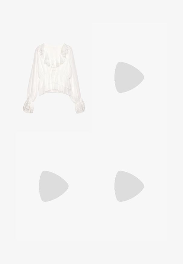 Blusa blanca con cuello y puños con volantes, presenta un diseño corto, tejido texturizado y lazos ajustables en la parte delantera y en las mangas.; Falda blanca asimétrica con rayas verticales claras, con un diseño drapeado y una textura de tela suave. Cintura sencilla, sin adornos.; Bailarinas de cuero marrón con puntera redondeada y un pequeño lazo, tacón plano y textura suave, combinadas con una falda de color claro.; Bolso tote de ante marrón con una textura suave, parte superior abierta y una sola correa de hombro. Presenta un acabado liso y un diseño minimalista.