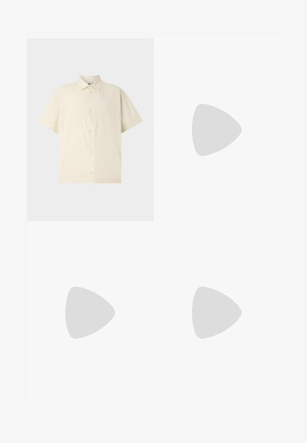 Nike Sportswear CLUB SHIRT  - Shirt - khaki/white; Nike Sportswear CLUB BARCELONA PANT - Tracksuit bottoms - beige; Nike Sportswear AIR MAX 90 - Trainers - white/pure platinum; Nike Sportswear ELEMENTAL PREMIUM - Bum bag - blue