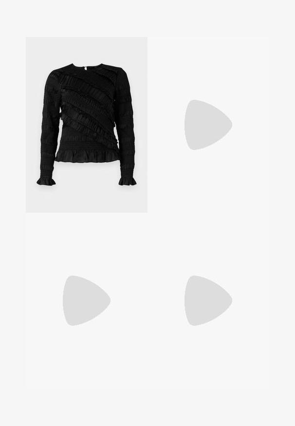 Top preto de manga longa com babados texturizados em diferentes larguras, apresentando um decote redondo e punhos evasés. Fecho com zíper nas costas.; Saia de couro castanho com corte reto, textura suave e costura mínima. Apresenta um design de comprimento médio sem adornos.; Saltos slingback em couro preto com bico fino, apresentando um salto esguio e um detalhe em tom dourado na alça ajustável. Textura suave.; Bolsa de couro preta com um design estruturado, apresentando uma forma cropped, alça superior e detalhes em metal dourado. Inclui uma alça de ombro ajustável.
