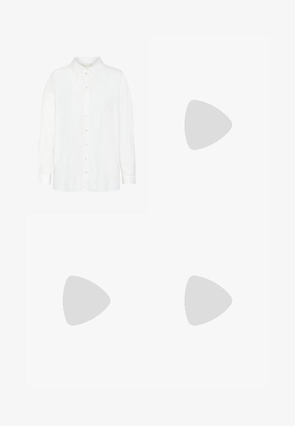 Bijela košulja dugih rukava s dugim gumbima, izrađena od laganog materijala, s klasičnom kragnom i ravnim krojem koji omogućava opuštenu siluetu.; Crne široke hlače s glatkom teksturom, koje imaju prednje nabore i kroj po mjeri. Tkanina je lagana i lepršava.; Crne lakirane sandale na pete sa kvadratnim nosom, trakama oko gležnja i srebrnim kopčama. Imaju čvrst blok petu za stabilnost.; Smeđa kožna torba s naboranim vrhom i lančićem za nošenje. Glatka tekstura s sjajnim završetkom i suptilnim šavnim detaljima sa strane.