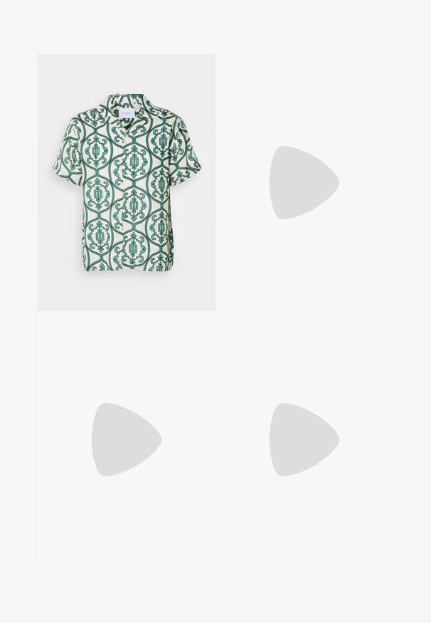 Les Deux ORNAMENT SHIRT - Marškiniai - ivory/vintage green; Balta medvilninė tankų palaidinė su apvalia iškirpte ir plačiomis petnešomis, derinama su šviesiai smėlinėmis kelnių, kurios turi mygtuką ir klostes.; Šviesiai mėlyni džinsai su tiesiomis kojomis, turintys vidutinio aukščio juosmenį, penkias kišenes ir mygtuko bei užtrauktuko uždarymą.; Balti odiniai sportiniai bateliai su perforacijomis, apvalia nosimi, plokščiu padu ir storomis raištelėmis, su matomu swoosh logotipu ir "AIR" ant kulno.