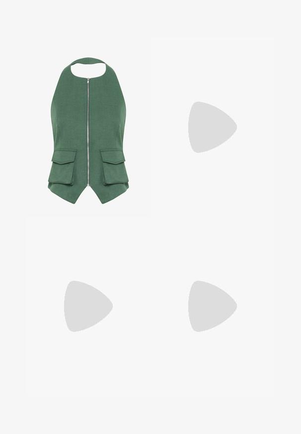 Gestuz CALLIA HALTERNECK - Bluza - posy green melange; Svijetloplave široke traperice viskog struka s dva prednja džepa, zatvaranjem na patentni zatvarač i trakastim vezanjem u struku. Klasična tekstura denima.; Črne usnjene balerinke z zaobljenim prstom, minimalističnim dizajnom in majhnim naglavnim okrasom spredaj. Gladka tekstura, nizki profil podplata.; CHIMI CODE - Sončna očala - tortoise; Črna usnjena hobo torba z gladko teksturo, v obliki polmeseca in nastavljivim trakom. Ima zlatkast zadrgo in minimalisticen dizajn.