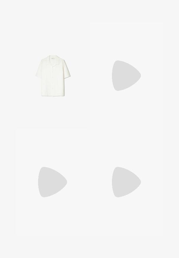 Krátky rukáv, košeľa na gombíky v off-white farbe, s mäkkou, štruktúrovanou textíliou, otvoreným golierom a voľným strihom.; Béžové nohavice s rovný strihom, s jedným čiernym gombíkom, pútkami na opasok a bočnými vreckami. Hladká textúra látky a minimálny dizajn.; Biele kožené tenisky s textúrovaným povrchom, s gumovou podrážkou, šnurovacími detailami a subtilnými pruhmi na stranách.; Slnečné okuliare so strieborným kovovým rámom, obdĺžnikovými modrými sklami a tenkými nožičkami. Obsahujú modré akcenty na koncoch spánkov.