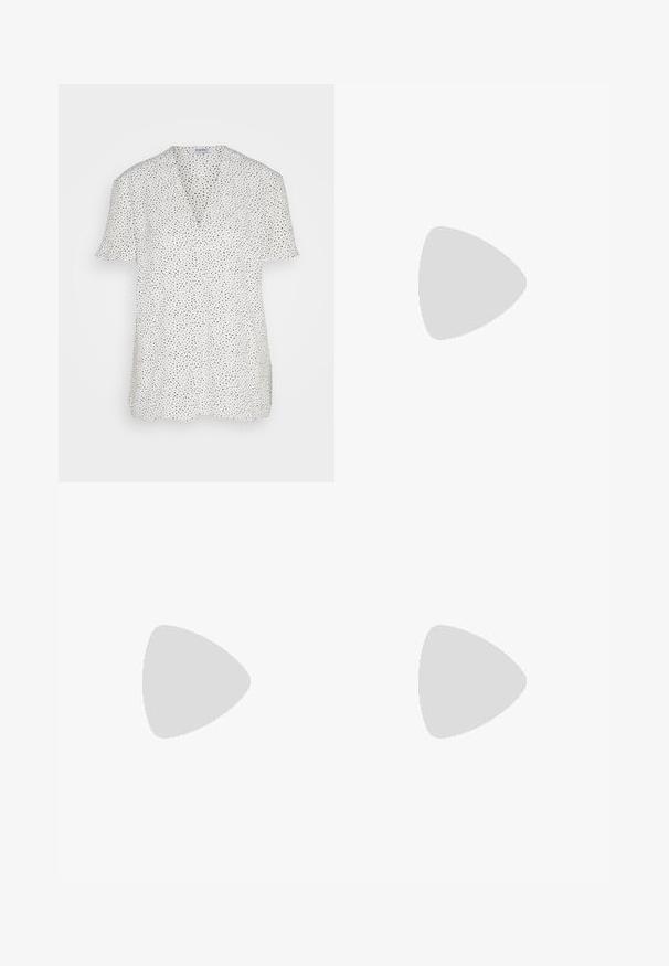 Blusa blanca de manga corta con cuello en V, con un patrón de pequeños puntos negros. Hecha de una tela ligera, tiene un corte holgado y aberturas laterales.; Pantalones de pana negra con corte recto, que cuentan con una cinturilla plana y sin bolsillos visibles, textura suave y detalle de acolchado vertical.; Tacones de slingback negros con punta afilada y acabado brillante, tacón delgado y diseño de espalda abierta. Patrón texturizado en el material superior.; Bolso de mano de cuero negro con una textura suave. Cuenta con una correa ajustable y un diseño elegante y minimalista con cierre de cremallera.