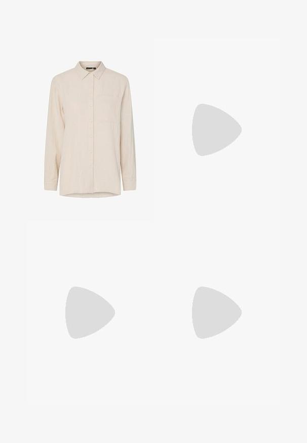 Camicia lungo maniche beige realizzata in tessuto morbido e testurizzato. Presenta una chiusura frontale con bottoni, colletto e una singola tasca sul petto.; Pantaloni larghi marroni in misto cotone, caratterizzati da orlo sfrangiato, chiusura frontale con bottone e classico design a cinque tasche. Minimalisti e versatili.; Décolleté con cinturino in pelle brillante marrone scuro, caratterizzate da un tacco alto e sottile e una cinghia alla caviglia regolabile con fibbia.; Borsa a mano in pelle marrone con forma conica, manici robusti e cuciture bianche a contrasto. Presenta una tracolla removibile per una maggiore versatilità.