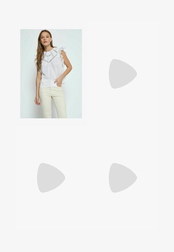 Desires MATINE FRILL SLEEVE - Camicetta - white; Pantaloni in corduroy marrone con design a gamba dritta, dotati di passanti per cintura, tasche anteriori e una delicata rigatura verticale per texture.; Slingback in vernice nera con tacco a stiletto, punta affusolata e cinturino regolabile. Superficie liscia con finitura lucida.; Borsa tote in pelle marrone a granuli con due manici, un piccolo tag attaccato e un logo discreto nella parte anteriore. Texture liscia con forma strutturata.