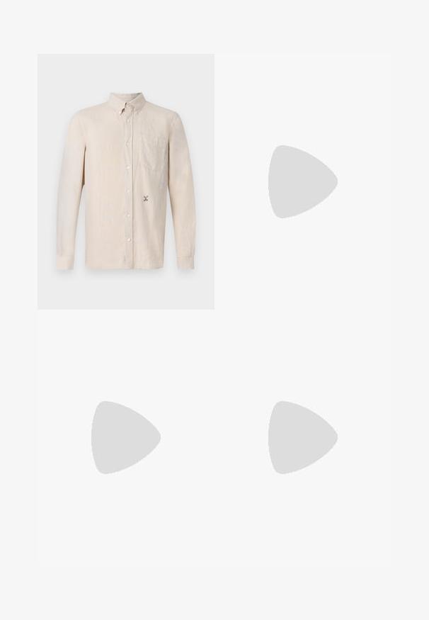 Chemise à manches longues beige clair avec col, devant à boutons, poche poitrine simple et motif brodé discret sur le côté gauche.; Pantalons dress beiges en tissu tissé, présentant une coupe droite, un devant plat et des passants de ceinture. Texture lisse sans motifs visibles.; Baskets en cuir bleu marine avec semelle en caoutchouc crème, dotées de lacets bleus et d'une texture lisse. Bout arrondi et design minimaliste.; Bracelet en perles avec des perles rayées bleu marine, orange et jaune, agrémentées de détails métalliques. Les variations de perles lisses et texturées ajoutent un intérêt visuel.