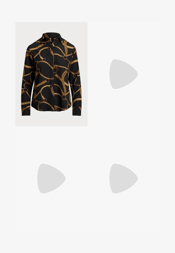 Ilga rankovė juodas marškinys su aukso grandinės raštu, turi apykaklę ir sagų užsegimą. Lygus audinys su atsipalaidavusiu siluetu.; Juodos pritaikytos kelnės su aukštu liemeniu, su klostėmis priekyje, tiesaus kirpimo ir užlenktais kraštais. Pagamintos iš lygaus audinio.; Juodai lakuoti slingback aukštakulniai su smailiu nosiu, su tekstūruotu gyvatės raštu, reguliuojama juosta ir trumpu, tekstūruotu blokiniu kulnu.; Juodas odinis per petį nešiojamas krepšys su dviem priekiniais kišenėmis, auksiniais sagtimis, užtrauktuko uždarymu ir siauromis petnešomis. Textūruota paviršius ir kompaktiškas stačiakampis formatas.