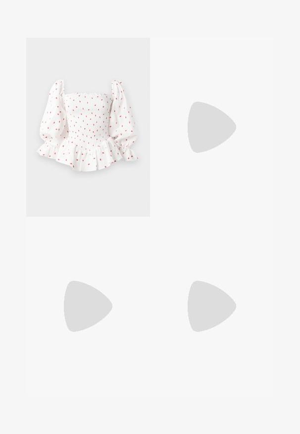 Valkoinen paita, jossa on smockattu yläosa, puffihihat ja röyhelöhelma. Kuvioitu pienillä punaisilla pisteillä. Puuvillamateriaali, jossa on pehmeä rakenne.; Laiskanlahkeat housut tummanruskeasta kankaasta, jossa on joustava vyötärö. Housuissa on sileä pinta ja siistit linjat muodikkaan ilmeen saavuttamiseksi.; Ruske nahkaste slingback petanke s poudarjenim nosom, z izrezljanim dizajnom in šivanjem. Ima vitko peto in prilagodljiv trak.; Ruskea mokkavuori laukku nahkaakkosilla, jämäkkä muoto, kaksinkertaiset olkahihnat ja pyöristetyt reunat, joissa on sileä pinta ja minimaalinen varustus.