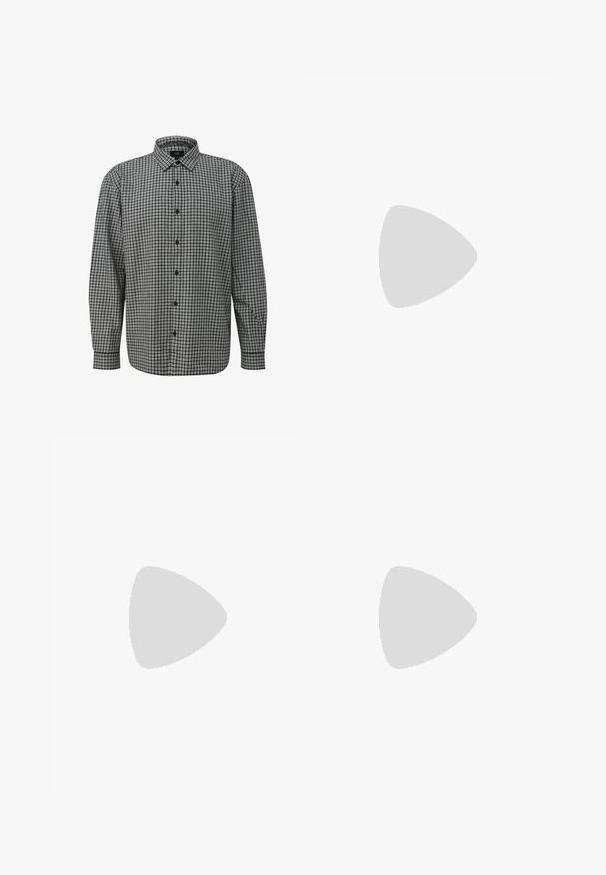Camicia a maniche lunghe a scacchi in bianco e nero con chiusura a bottoni, colletto medio e texture intrecciata. Presenta bottoni neri e una vestibilità comoda.; Pantaloni neri a gamba dritta con vita elasticizzata, coulisse e design sobrio. Texture del tessuto morbida. Nessun motivo o dettaglio visibile.; Mocassino in pelle bordeaux con punta tonda, dettagli cuciti e un piccolo accentu decorativo sulla tomaia. Suola piatta in contrasto.; Borsa a tracolla in pelle marrone con un davanti piatto, due cinghie, dettagli in metallo dorato e una tracolla regolabile.