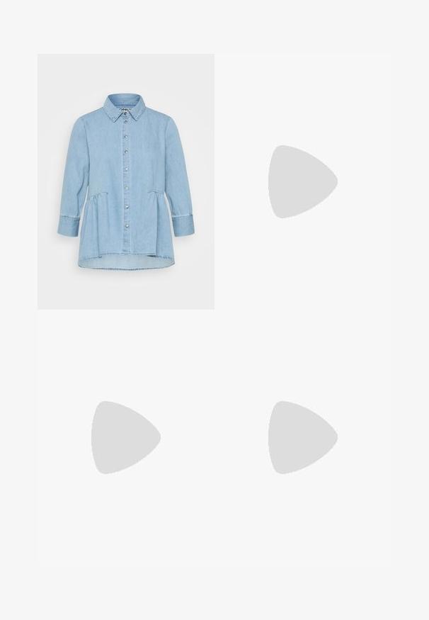ONLY Petite ONLMARY CANBERRA AUTHENTIC - Blúzka so zapínaním na gombíky - medium blue denim; ONLY Petite ONLMADISON BLUSH WIDE - Široké nohavice - dark blue denim; Čierna kožená midi sukňa s hladkou textúrou; obsahuje pás a bočné vrecká. Skombinovaná s lesklými čiernymi podpätkami.; Čierne nadrozmerné slnečné okuliare s geometrickým vzorom, obdĺžnikové šošovky a lesklý povrch. Na prednej strane nie sú viditeľné žiadne značky.; Strieborné kruhové náušnice s hladkým, lesklým povrchom. Kolový tvar a bezpečné klikanie na uzatváranie. Ľahký dizajn vhodný na každodenné nosenie.