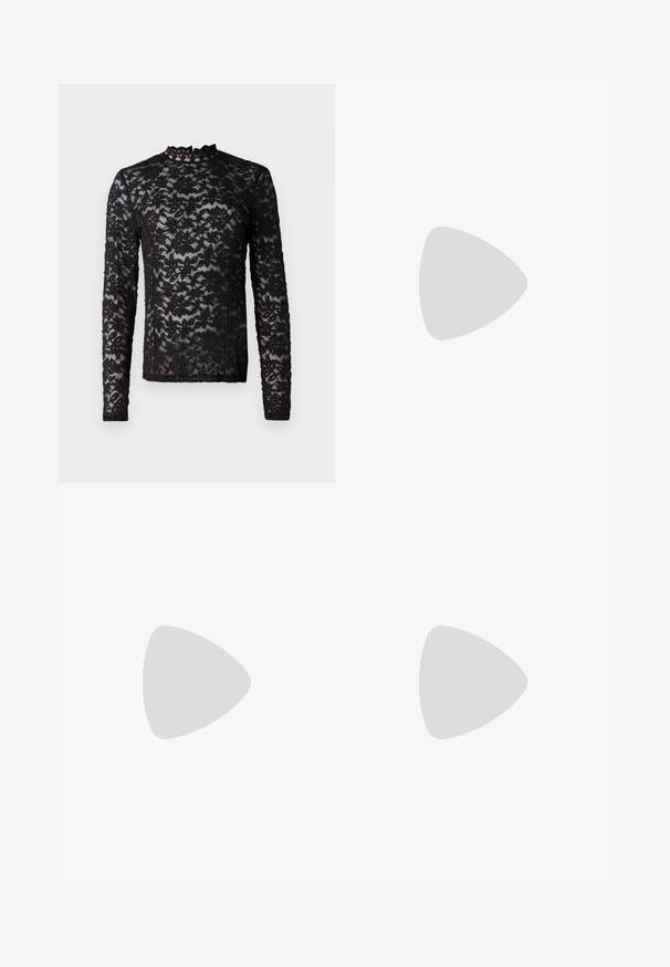 Fekete, hosszú ujjú, áttetsző csipke felső virágmintával és magas nyakkivágással, amelyen egy apró ráncolt szegély található.; Széles szárú nadrág sötétszürke anyagból, magas derekú, egyes redőkkel, sima textúrával és tiszta befejezéssel a szegélyeken.; Fekete bőrből készült slingback magassarkú cipők hegyes orral, kis francia sarokkal és díszes csomóval az elején. Az egész felületen sima textúra.; Fekete műbőr kézi táska krokodil bőr textúrával, összehúzható tetejű és gyűrt pánttal. Lágy és kompakt dizájnúnak tűnik.